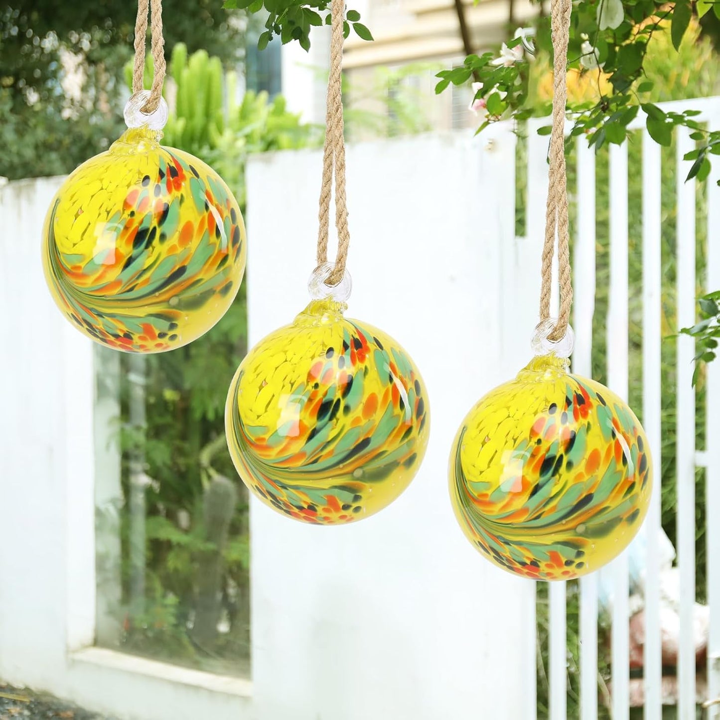 VCUTEKA Hanging Garden Gazing Ball, Hand-Blown Glass Witch Ball for Outdoor Garden Décor, 6" Yellow