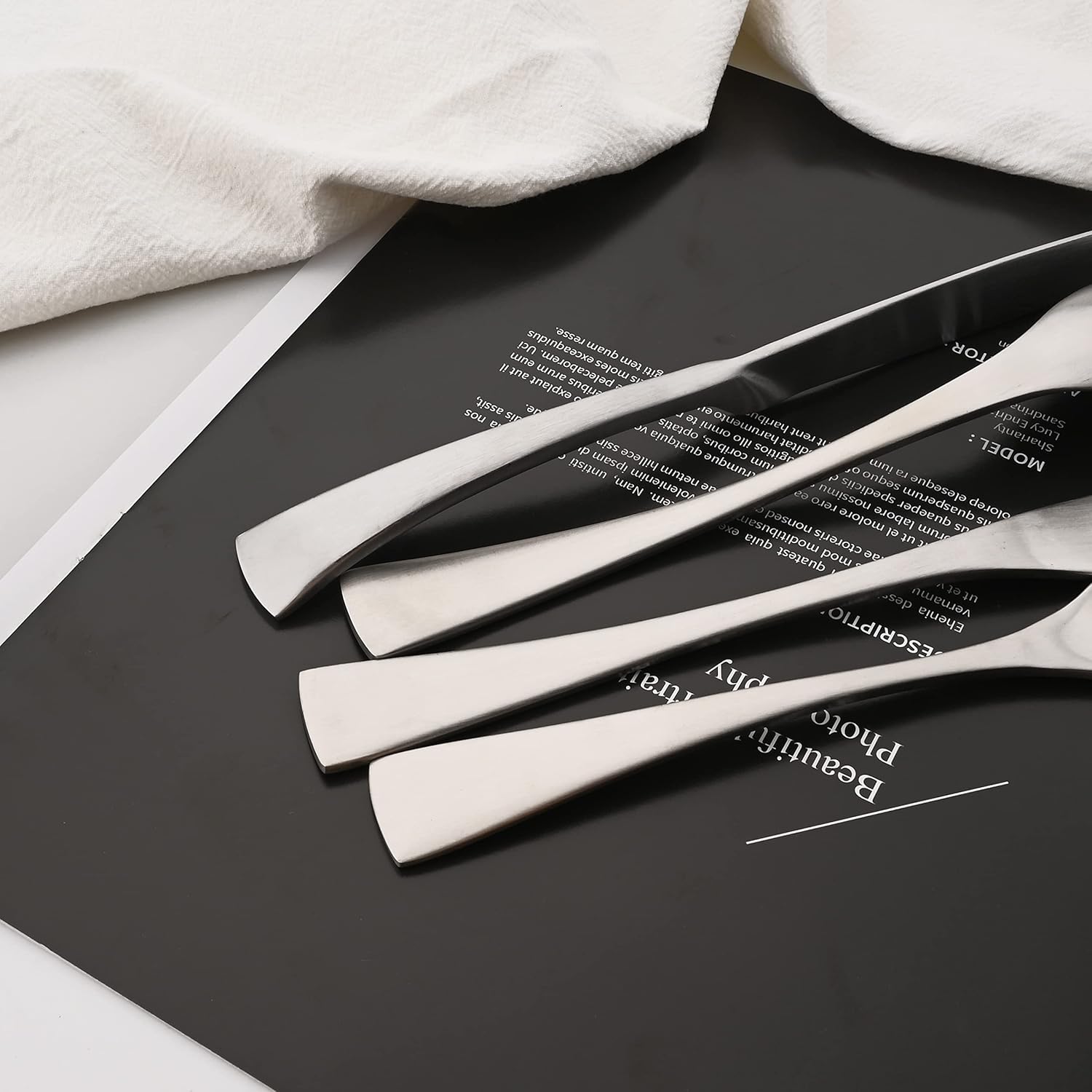 Luxury 304 Stainless Steel Matte Silver Cutlery Flatware Set - Utensil Set Steak Spoons and Forks