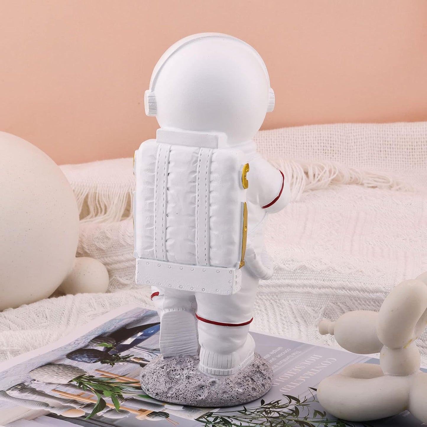 Astronaut Figurine Statue,Outer Space Room Decor,Astronaut Decor,Kung Fu Astronaut Figure Sculpture