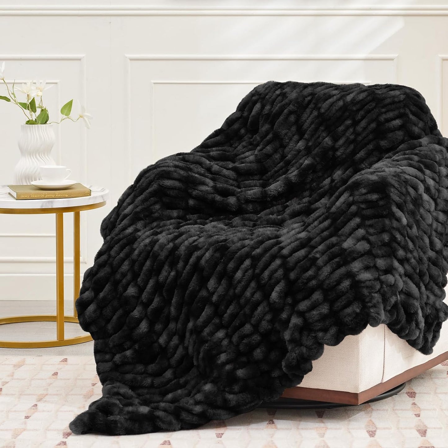 Ultra Soft Luxury Faux Fur Twin Blanket for Counch,Fuzzy Fluffy Plush Warm Cozy Elegant Wrinkled