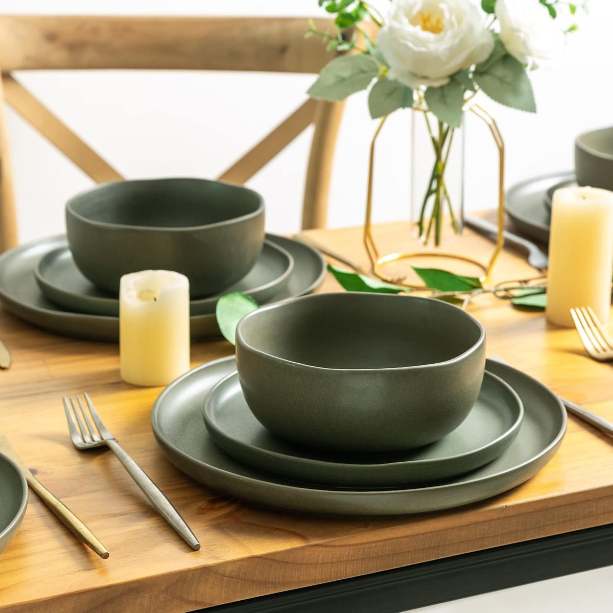 AmorArc Ceramic Dinnerware Sets, Wavy Rim Stoneware Plates and Bowls Sets, Highly Chip and Crack