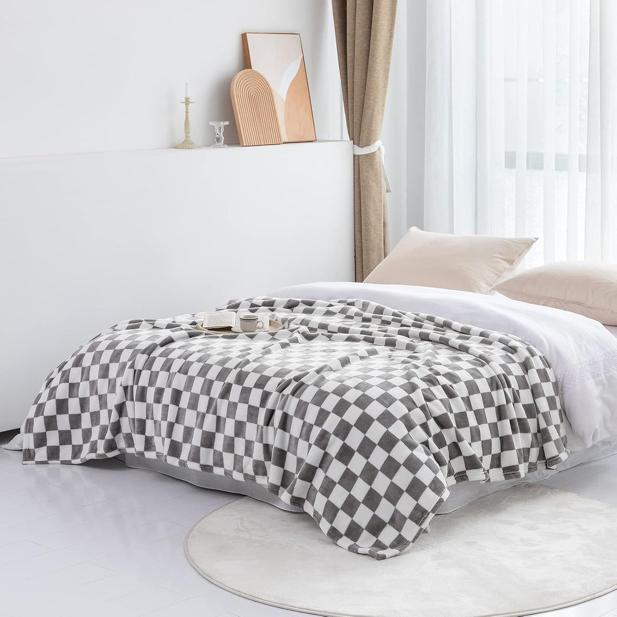 LOMAO Throw Blankets Flannel Blanket with Checkerboard Grid Pattern Soft Throw Blanket for Couch