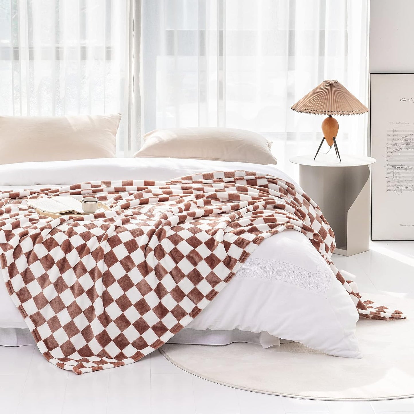 LOMAO Throw Blankets Flannel Blanket with Checkerboard Grid Pattern Soft Throw Blanket for Couch