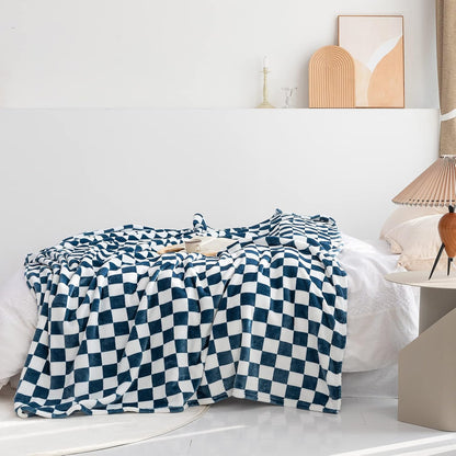 LOMAO Throw Blankets Flannel Blanket with Checkerboard Grid Pattern Soft Throw Blanket for Couch