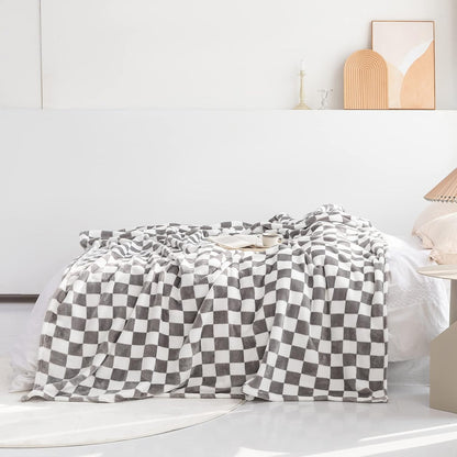 LOMAO Throw Blankets Flannel Blanket with Checkerboard Grid Pattern Soft Throw Blanket for Couch