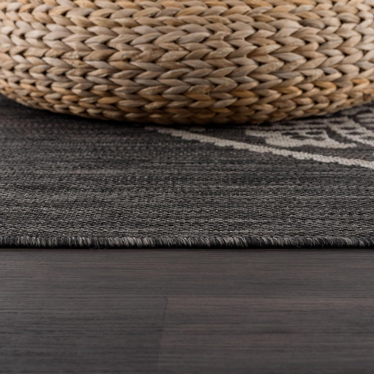 CAMILSON Outdoor Rug 6x9 Modern Area Rugs for Indoor and Outdoor Patios and Porches - Waterproof