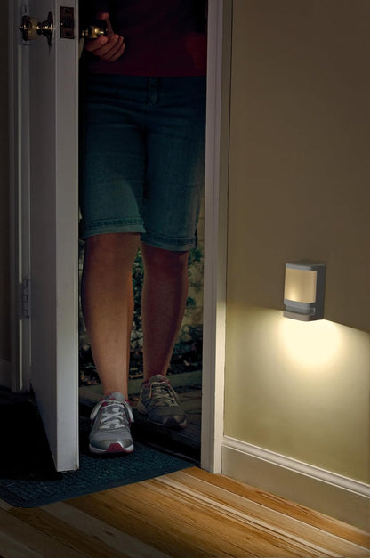 BL615-3 Battery Operated Motion Activated LED Deck and Stair Light, Outdoor or Indoor Use, Weather