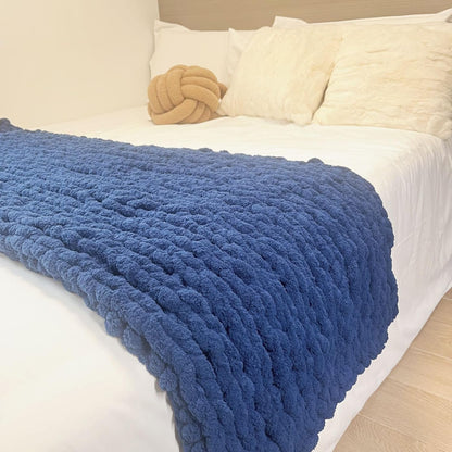 Chunky Knit Blanket Throw 40"x40", Chenille Throw Blankets, Handmade Warm & Cozy Blanket Couch Bed