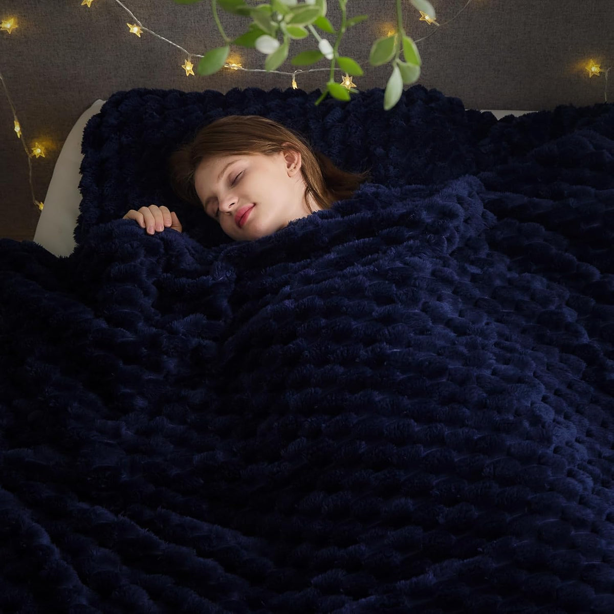 NEWCOSPLAY Super Soft King Blanket Dark Navy Premium Silky Flannel Fleece 3D Clouds Stylish