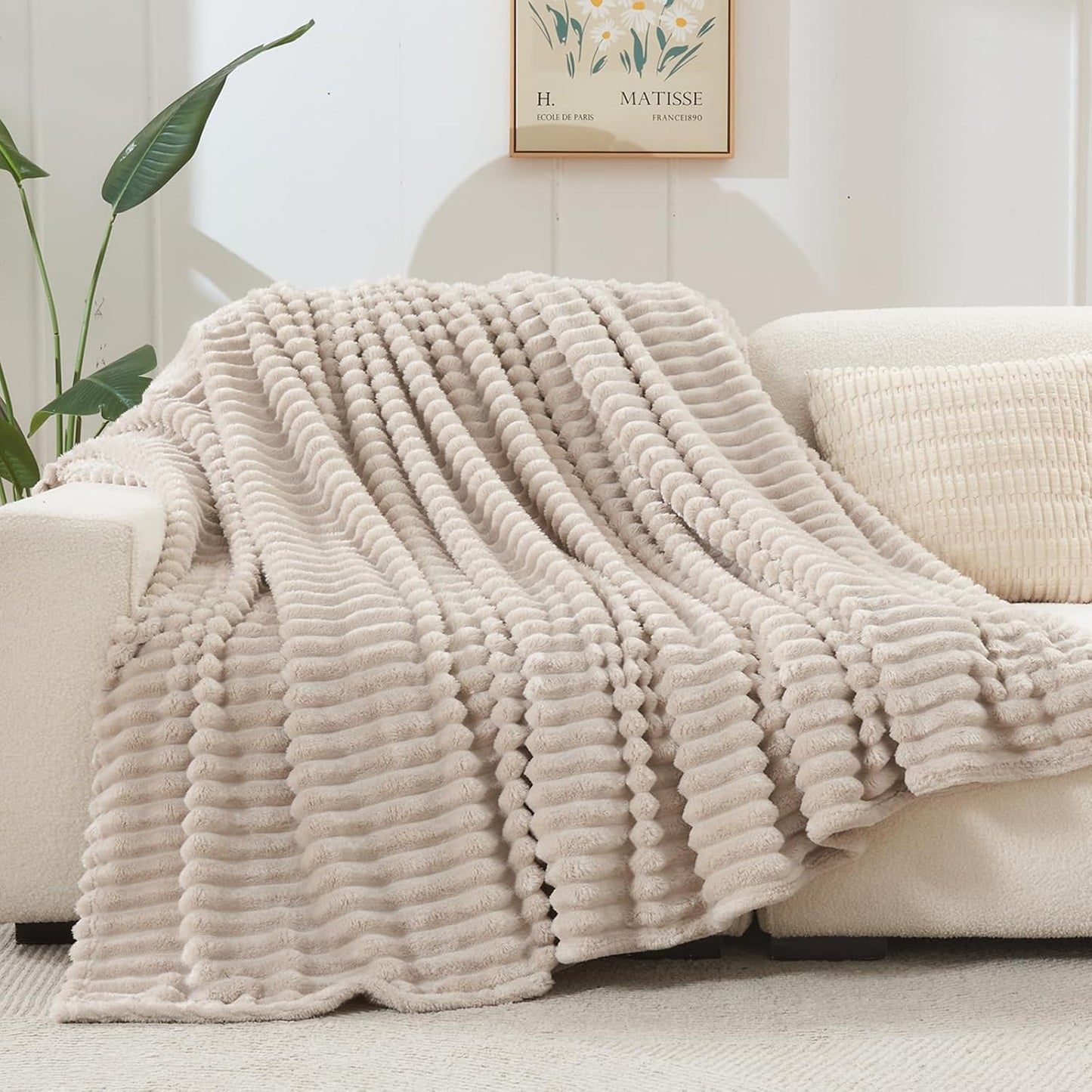 NEWCOSPLAY Super Soft Throw Blanket Linen Premium Silky Flannel Fleece 3D Ribbed Jacquard