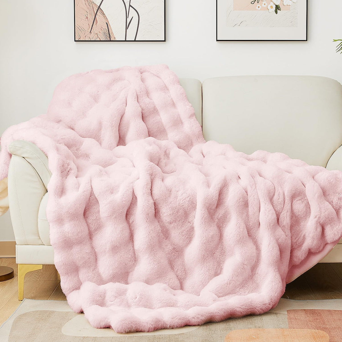 Latepis Pink Faux Fur Throw Blanket for Couch Bubble Cute Soft Warm Comforter Thick Furry Blanket