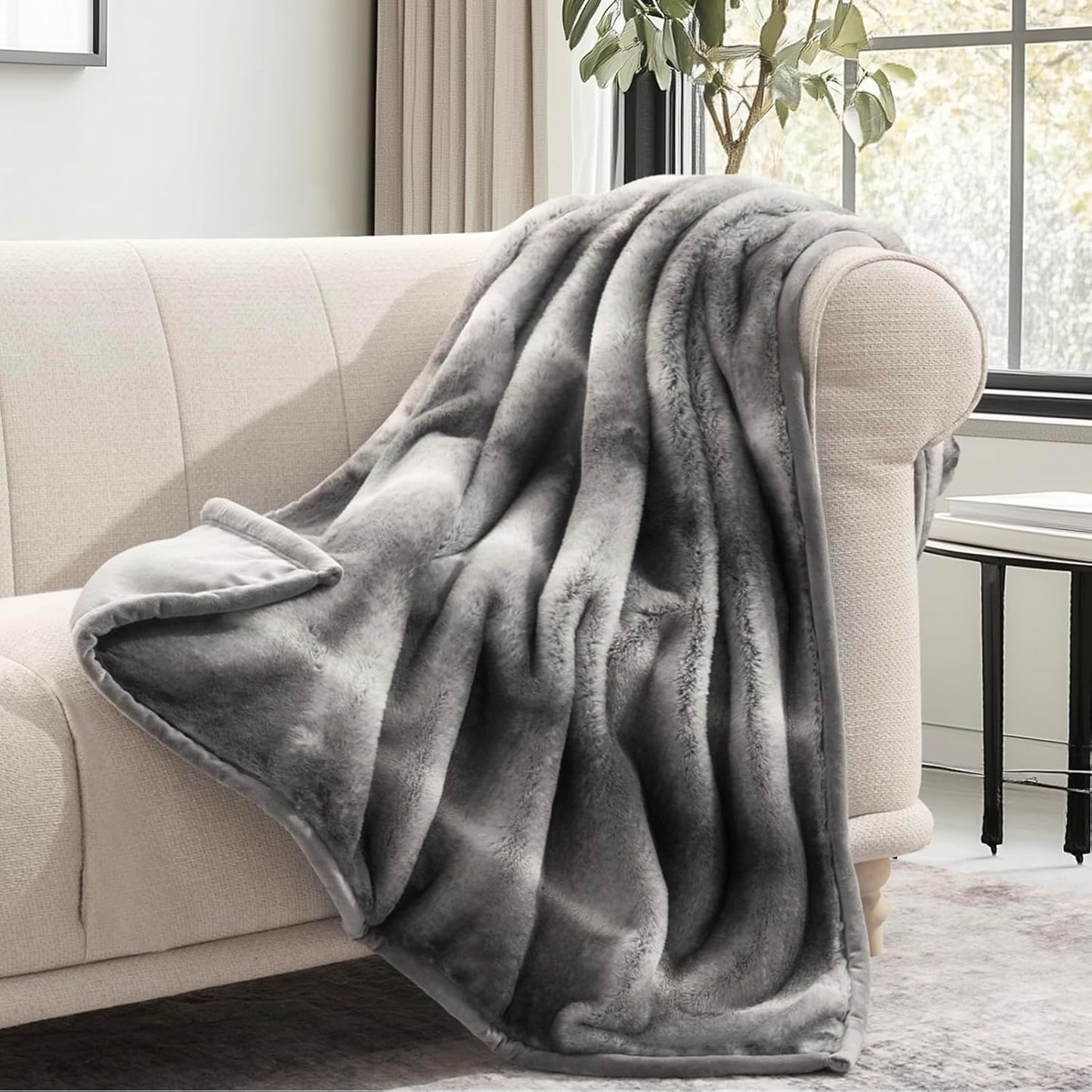 Ultra Soft Luxury Fluffy Mink Faux Fur Throw Blanket, Thick Warm Fall Winter Blankets for Bed