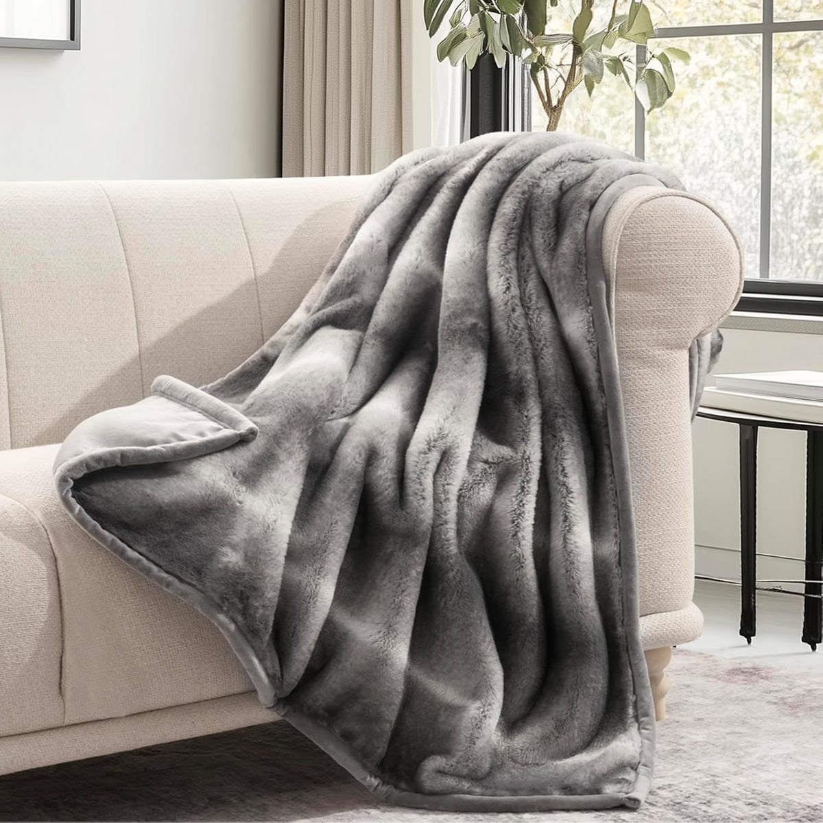 Ultra Soft Luxury Fluffy Mink Faux Fur Throw Blanket, Thick Warm Fall Winter Blankets for Bed