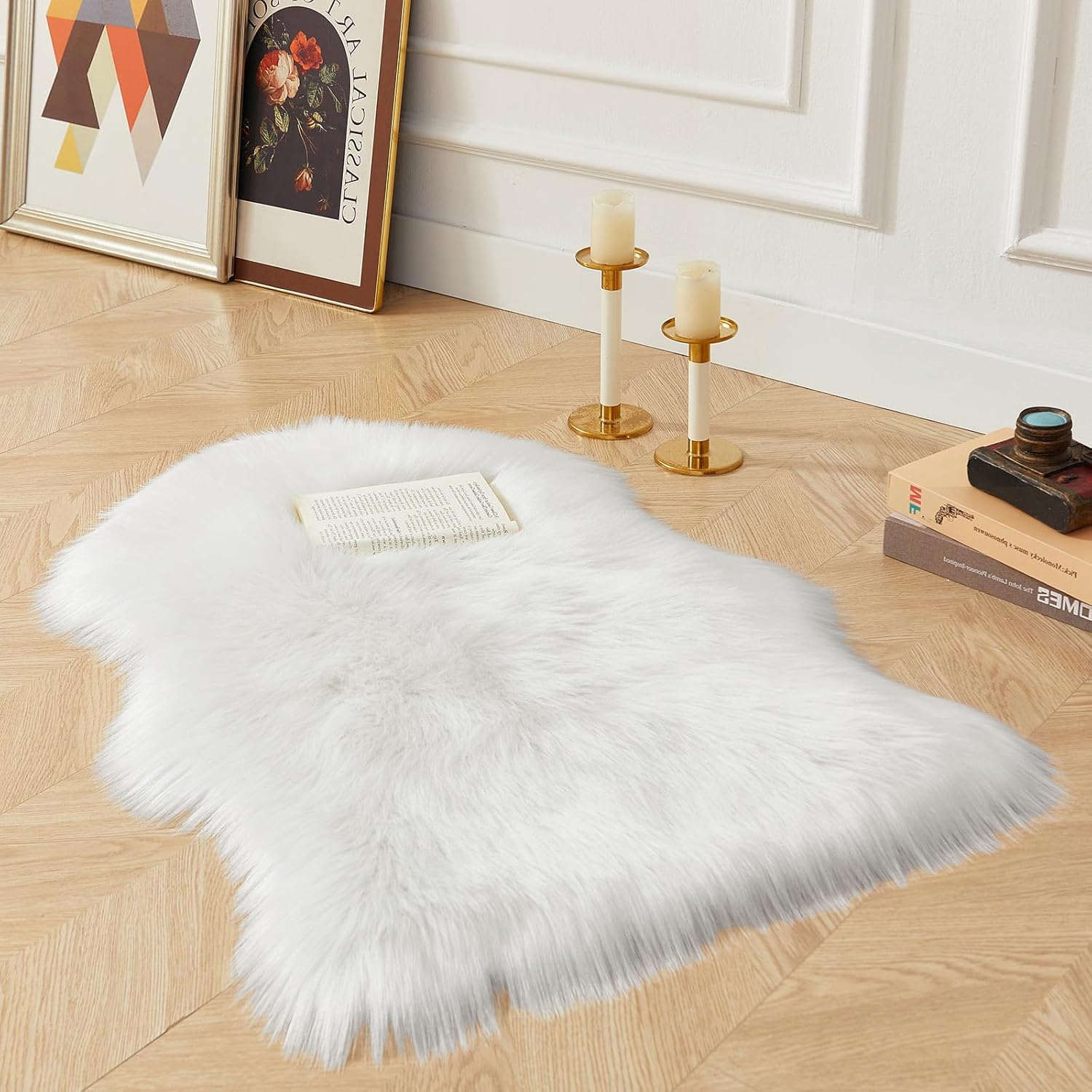 AMTOVO Faux Fur Rug, White Small Area Rug, Fluffy Sheepskin Rug, Fuzzy Ultra Soft 2 x 3 ft Shag