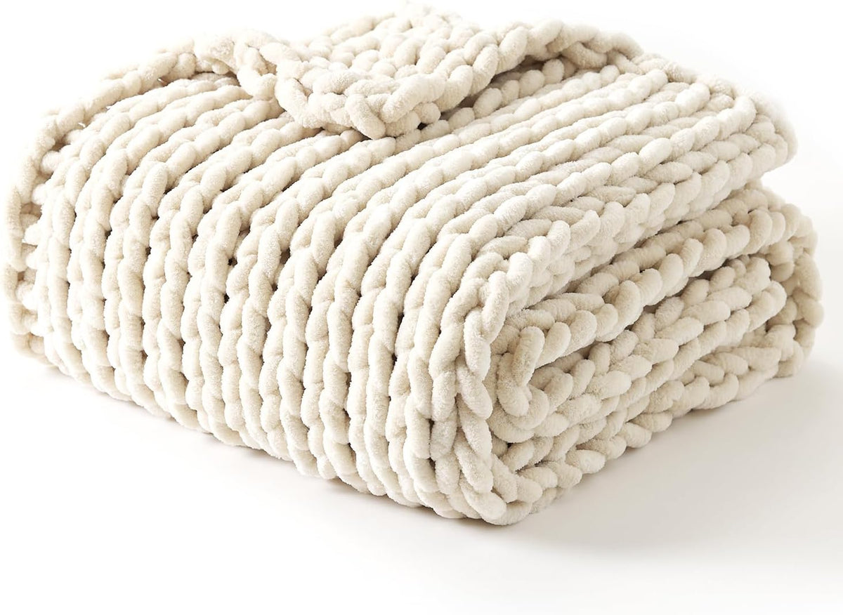 YnM Chunky Throw Blanket, Hand Knitted with Chenille Yarn, Skin Friendly, Ventilated and