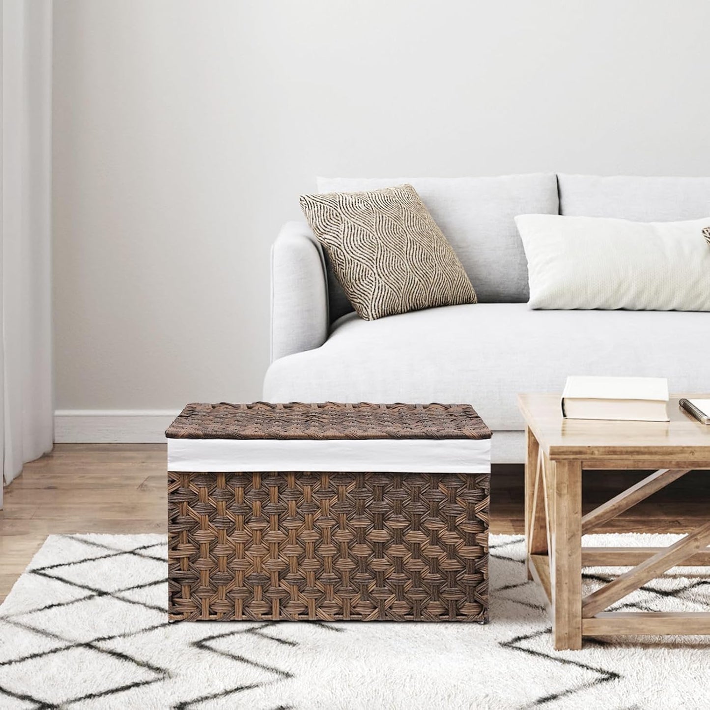 Wicker Storage Basket with Lid, 42.3 Gallon (160L) Large Blanket Basket with Lid, Woven Storage Bin