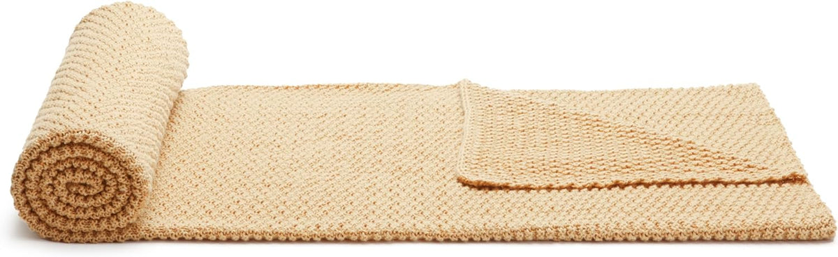 Amazon Basics Chunky Cable Knit Throw Blanket for Couch, Sofa, Bed, Lightweight Soft Cozy, Sand