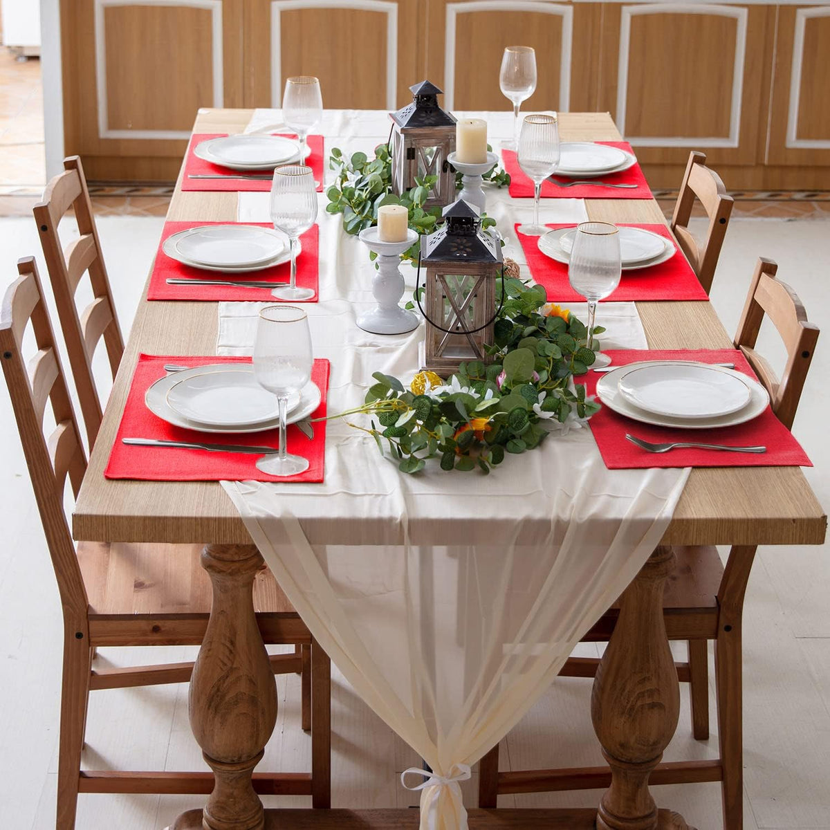 Cloth Placemats Set of 8, Linen Type Fabric Placemats Machine Washable Heat Resistant Placemats