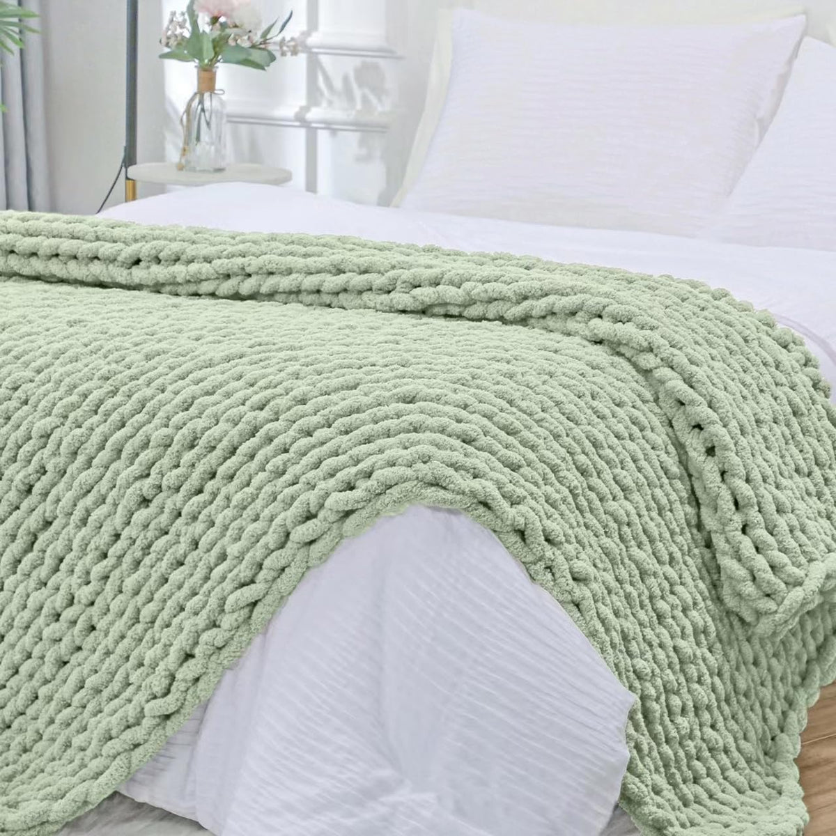 Bigacogo Chunky Knit Throw Blanket for Couch, 51x63 inches, 100% Hand Knitted with Thick Jumbo