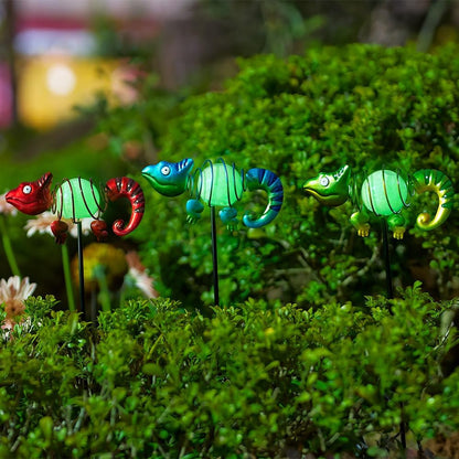 3 Pack Garden Stakes Decorative,Cute Chameleons Glow in The Dark Metal Garden Decor,Waterproof