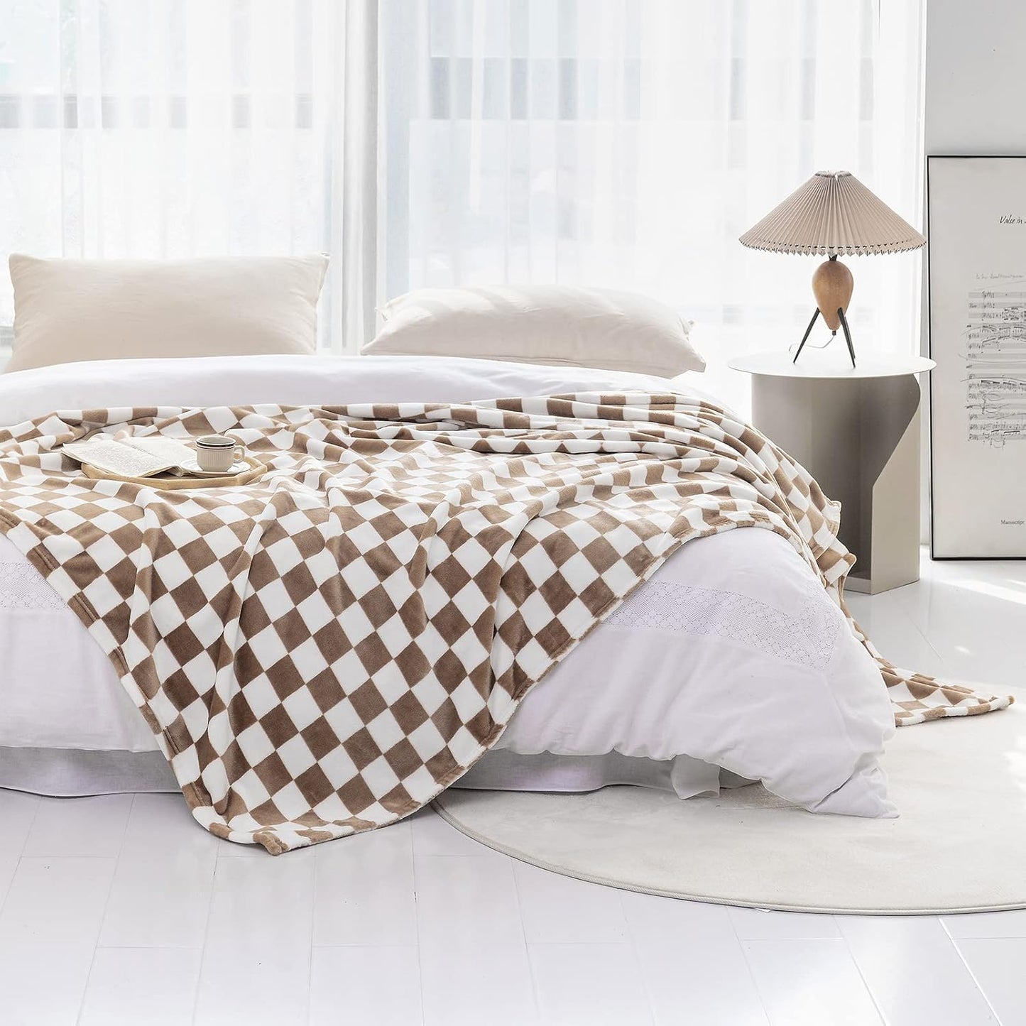 LOMAO Throw Blankets Flannel Blanket with Checkerboard Grid Pattern Soft Throw Blanket for Couch