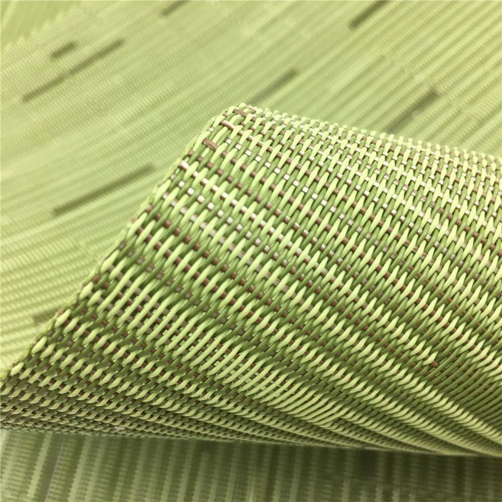 WAZAIGUR Placemats Set of 4 for Dining Table Heat-Resistant Washable Place Mats Woven Vinyl Kitchen