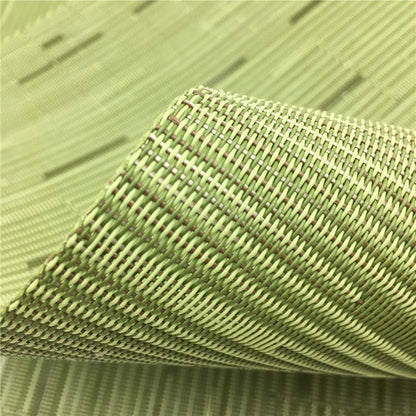 WAZAIGUR Placemats Set of 4 for Dining Table Heat-Resistant Washable Place Mats Woven Vinyl Kitchen