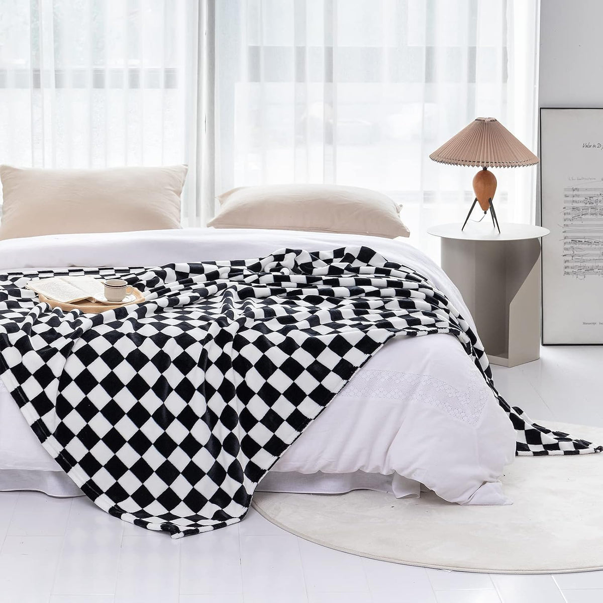 LOMAO Throw Blankets Flannel Blanket with Checkerboard Grid Pattern Soft Throw Blanket for Couch