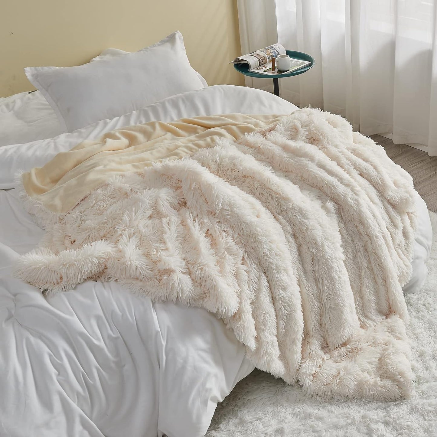 GONAAP Fuzzy Faux Fur Throw Blanket Ivory Super Soft Cozy Plush Fuzzy Shaggy Blanket for Couch Sofa