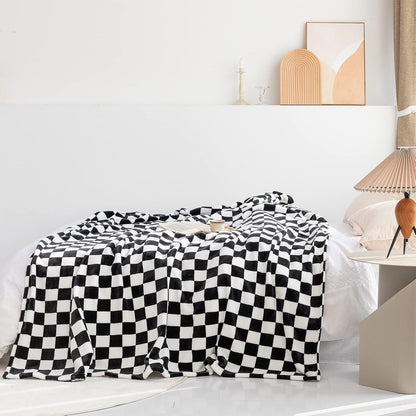 LOMAO Throw Blankets Flannel Blanket with Checkerboard Grid Pattern Soft Throw Blanket for Couch