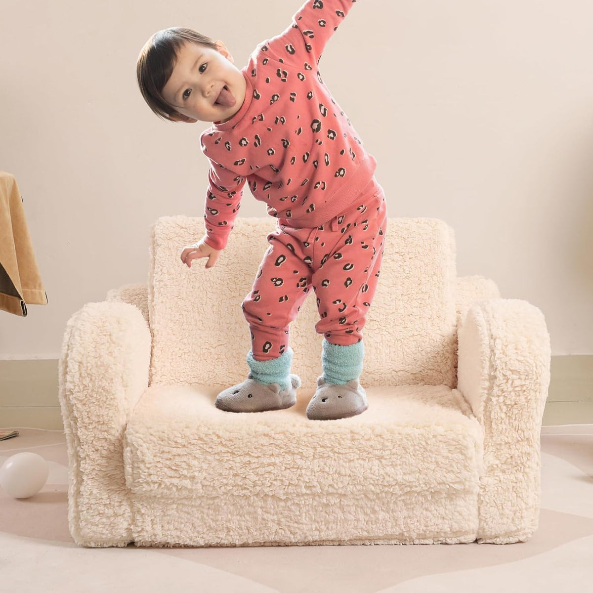 Kids Chairs for Toddler, 2-in-1 Toddler Soft Sherpa Couch Fold Out, Convertible Sofa to Lounger for