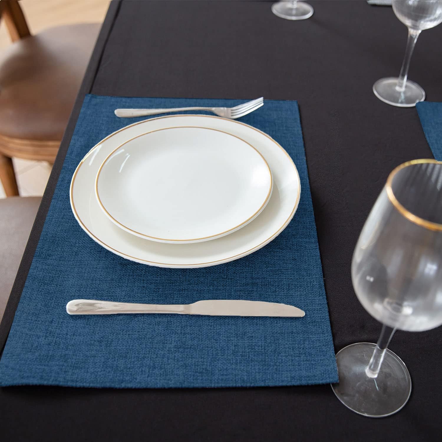 Cloth Placemats Set of 8, Linen Type Fabric Placemats Machine Washable Heat Resistant Placemats