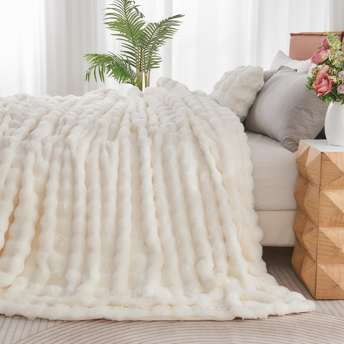 Lotus Karen King Size Faux Fur Blanket Cream White - Big Bubble Rabbit Fluff Throw for Bed Large