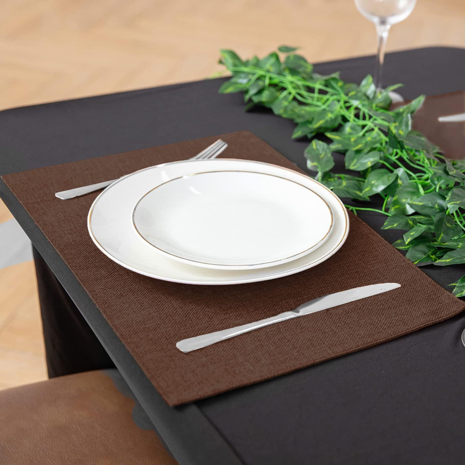 Cloth Placemats Set of 8, Linen Type Fabric Placemats Machine Washable Heat Resistant Placemats