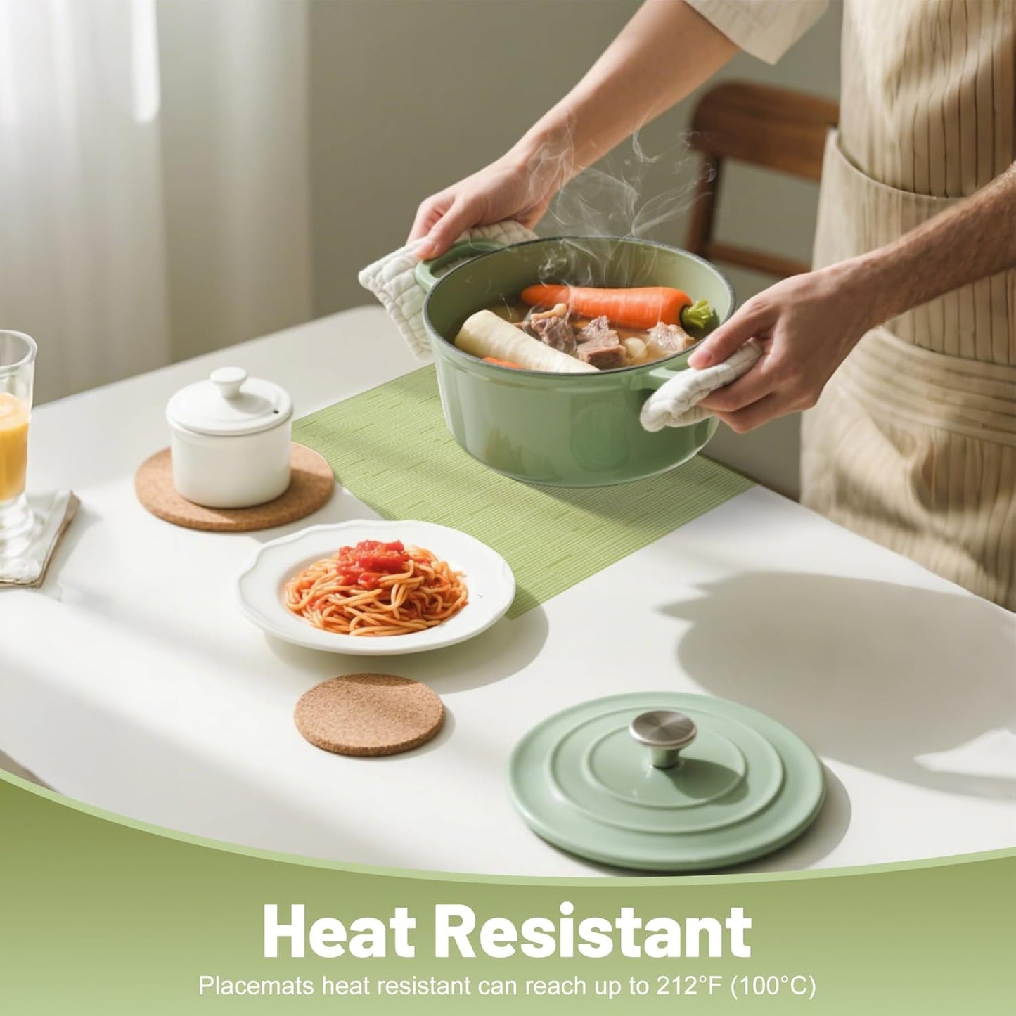 Placemats Set of 6，Non-Slip PVC Weave Table Mats Easy to Clean，Heat Resistant Place Mats for