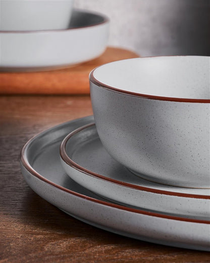 Famiware Mercury 24 Pieces Dinnerware Sets, Plates and Bowls Sets for 8, Microwave and Dishwasher