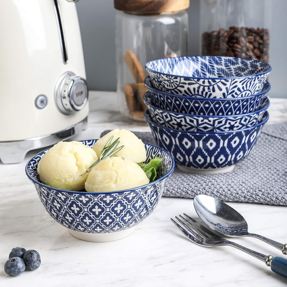 Selamica 7 inches Porcelain Cereal Bowl Set - Set of 6, Soup Bowls, Ceramic bowls for Cereal, Soup