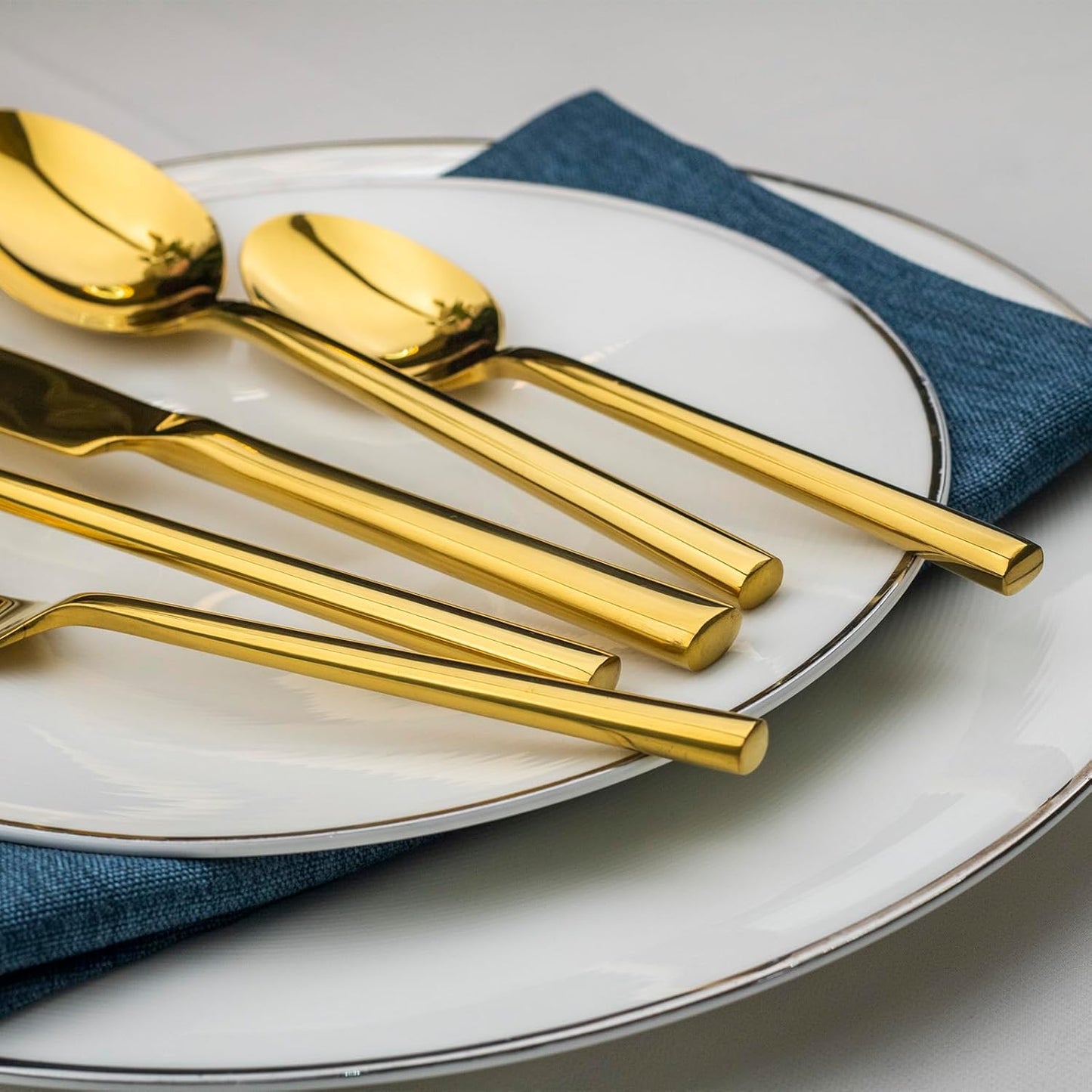 Alata Potter Gold 20-Piece Forged Silverware Set with Utensil-Serving Set, Service for 4, Stainless