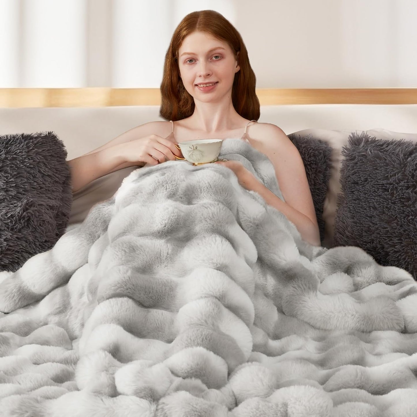 Touchat Luxury 1000GSM Faux Rabbit Fur Throw Blanket, Super Heavy Warm Cozy Grey Blankets for Couch