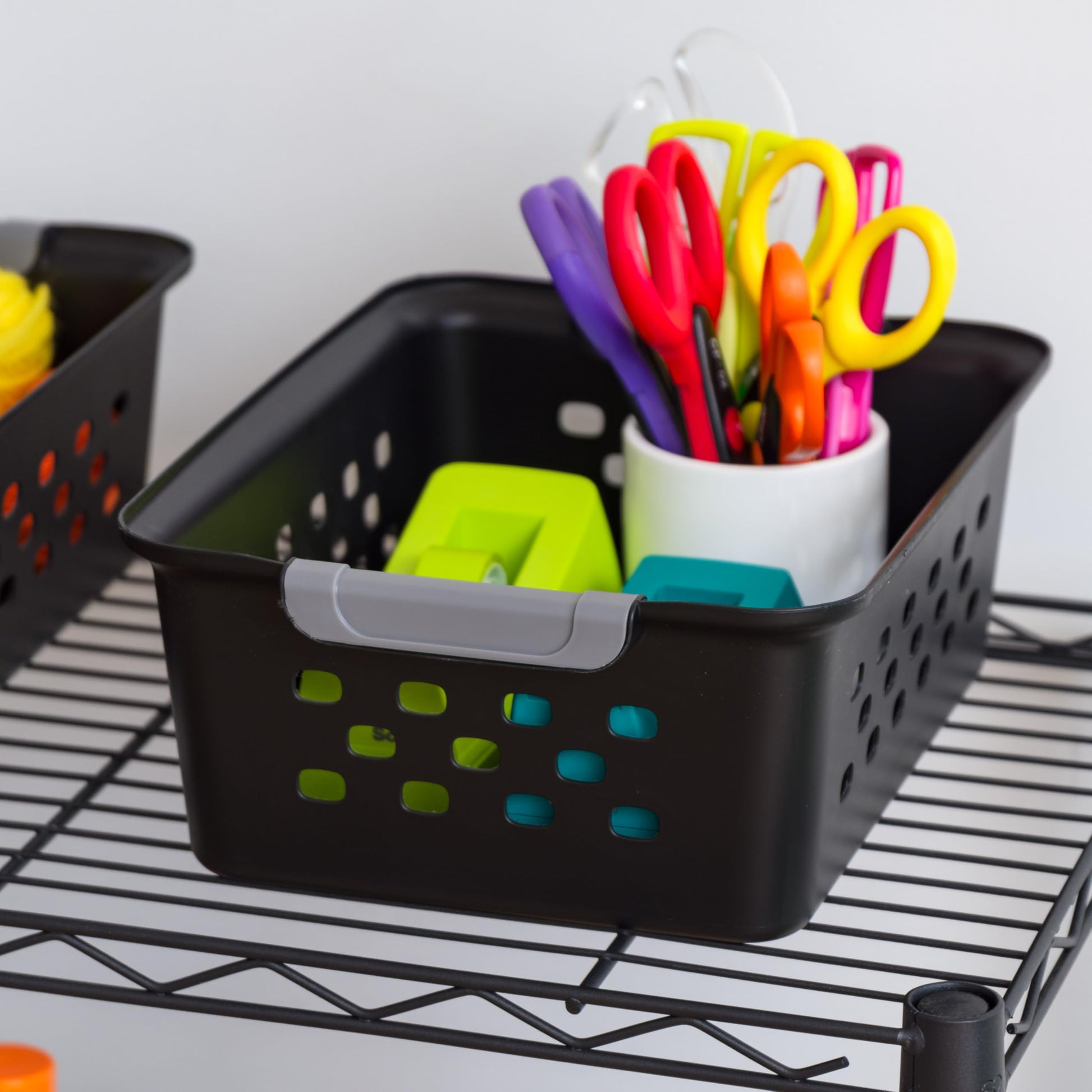 IRIS USA 12-Pack, Small Plastic Storage Basket, Black
