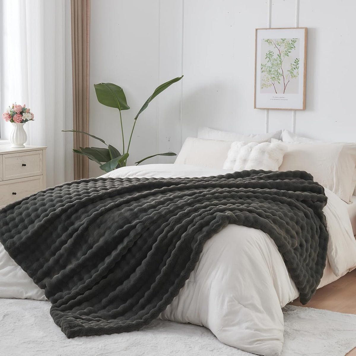 NEWCOSPLAY Faux Fur Twin Blanket Grey Bubble Blanket Thick Warm Soft for Couch Sofa Bed 550GSM