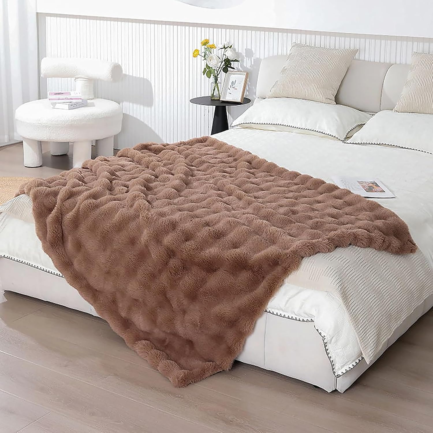 UKELER Large Fluffy Fleece Blankets Throws for Bed Cozy Shaggy Faux Fur Blanket Soft Plush Thick