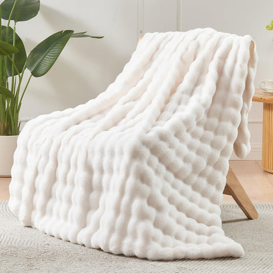 NEWCOSPLAY Faux Fur Throw Blanket Ivory Bubble Blanket Thick Warm Soft for Couch Sofa Bed 550GSM