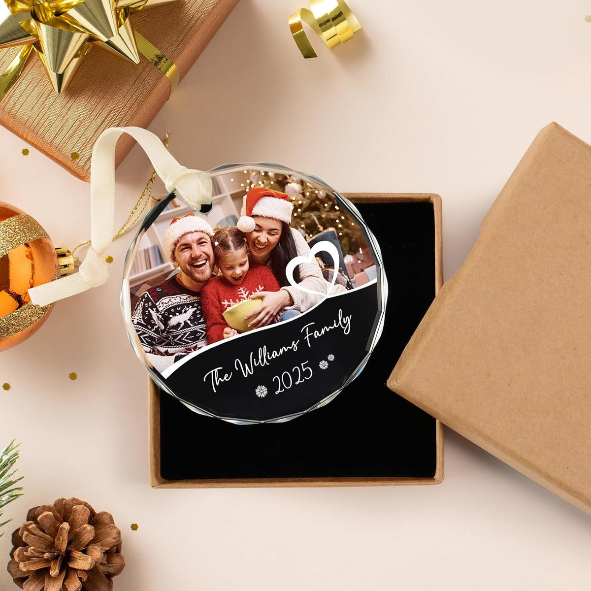 Personalized Family Ornament 2025, Photo Ornaments for Tree Decorations, Wedding Gifts for Couples