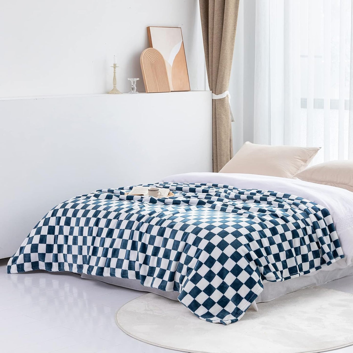 LOMAO Throw Blankets Flannel Blanket with Checkerboard Grid Pattern Soft Throw Blanket for Couch
