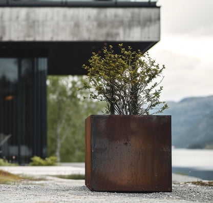 DIY CARTEL Corten Steel Cube Outdoor Planter Box, Rustic & Modern Farmhouse Design, Large Raised