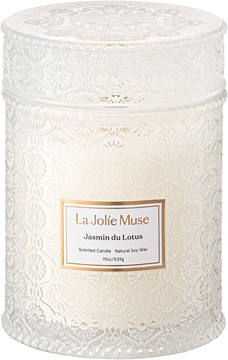 LA JOLIE MUSE Jasmin du Lotus Candle - Ivy, Jasmine, Cedarwood | 19 oz Large Wooden Wick Candle |