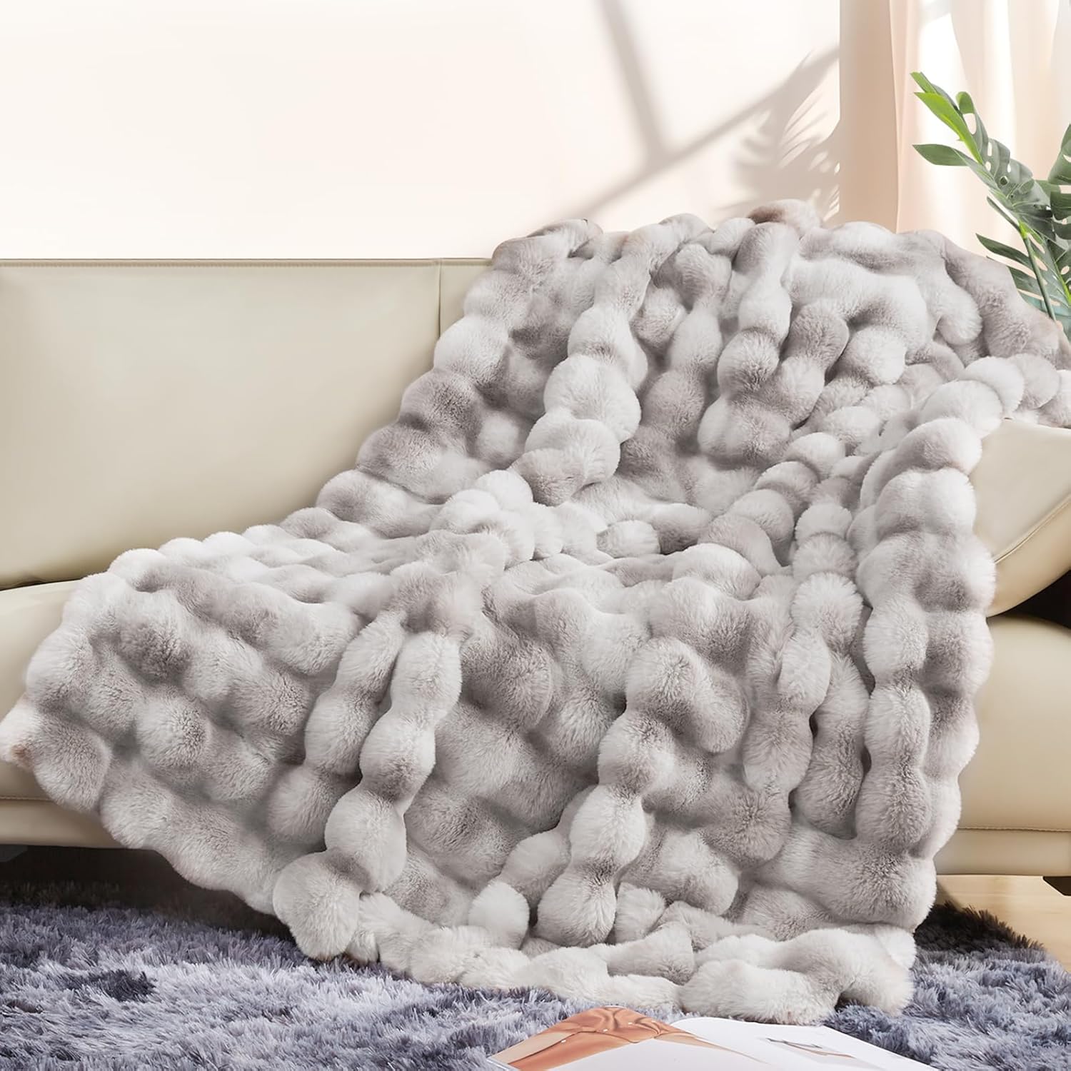 Touchat Luxury 1000GSM Faux Rabbit Fur Throw Blanket, Super Heavy Warm Cozy Grey Blankets for Couch