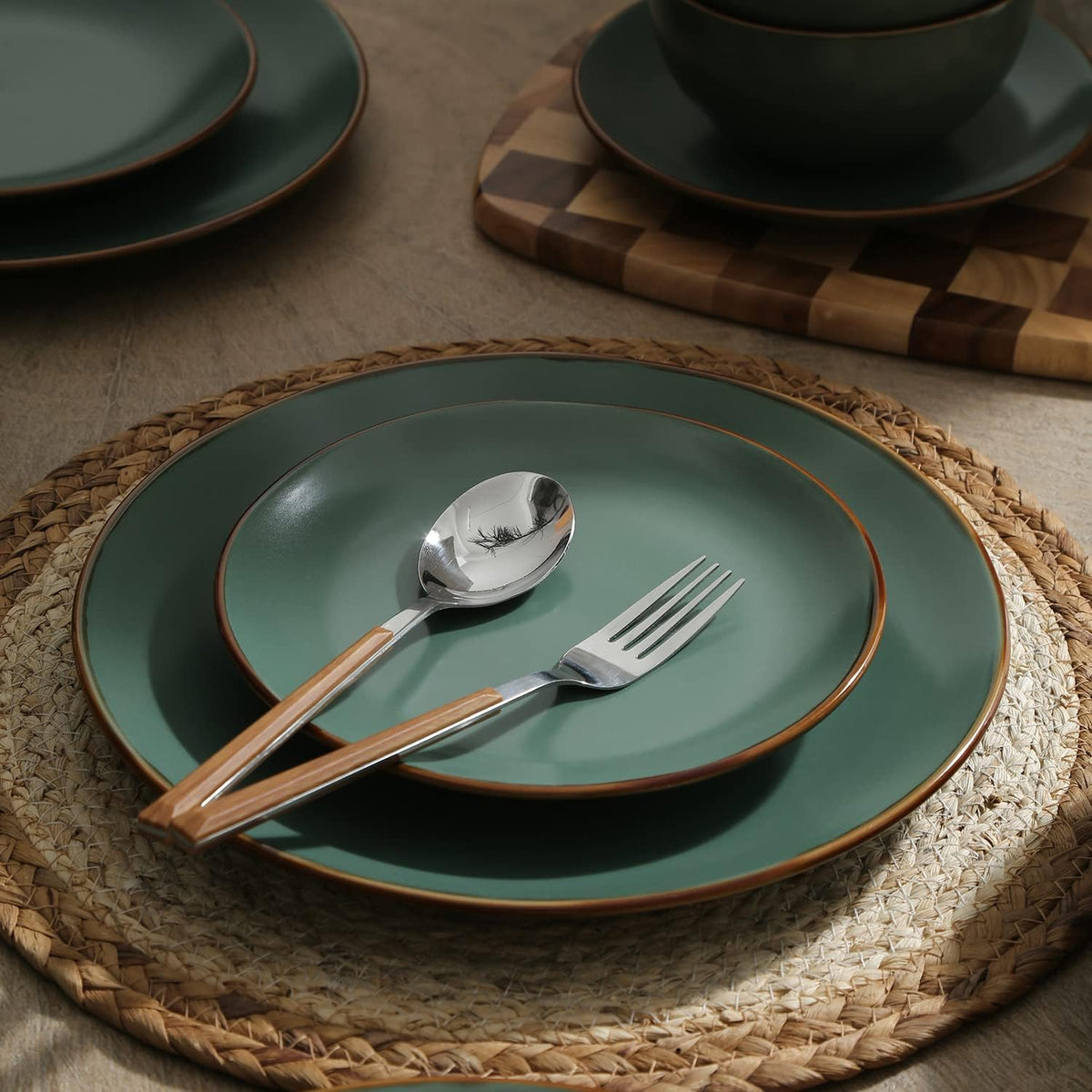 Stone Lain Brasa Modern Stoneware 32 Piece Dinnerware Sets, Plates and bowls Sets, Dish Set for 8