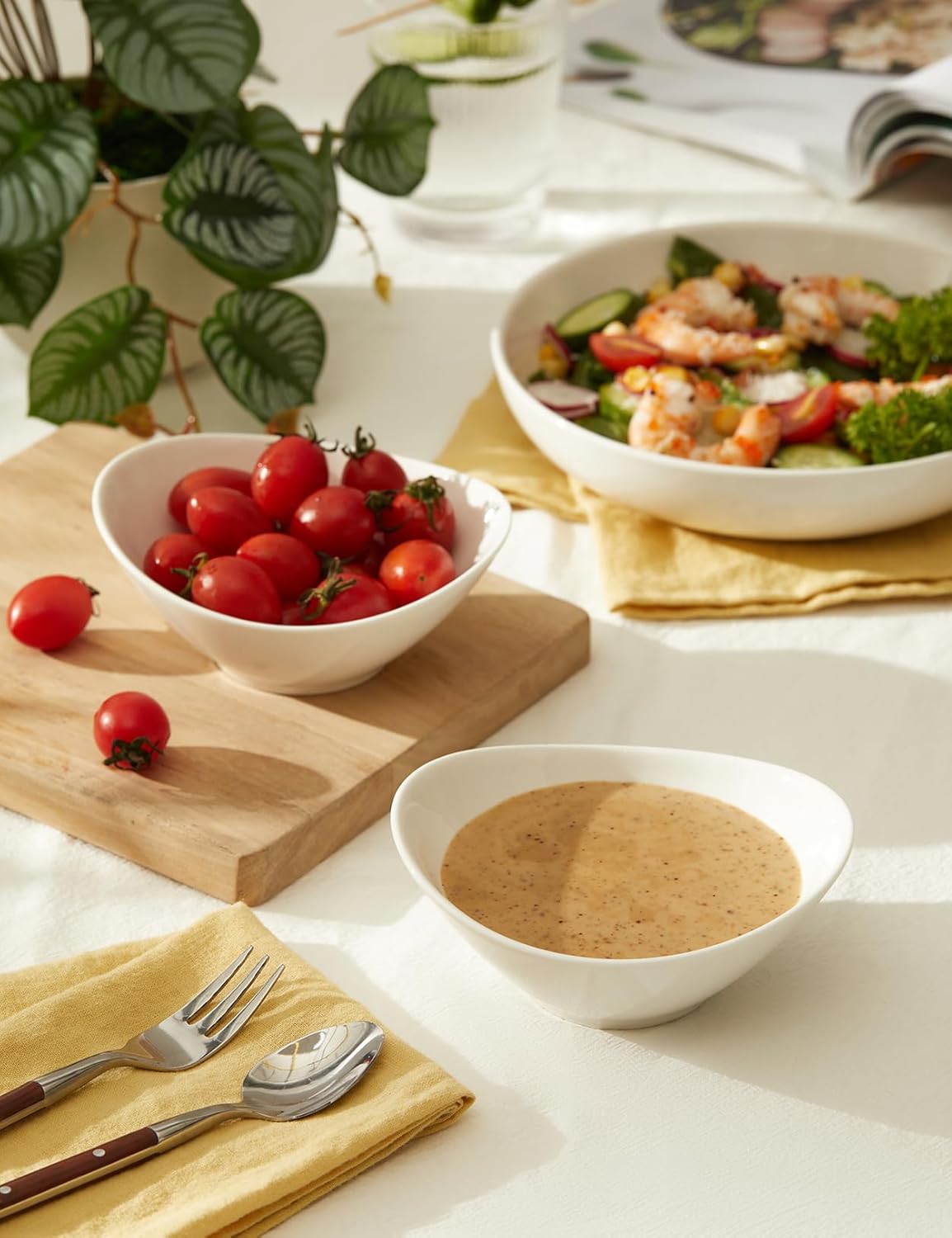 Teocera 5 Inch Porcelain Small Bowls Set, 6 Ounce small serving bowls for Dessert, Ice Cream